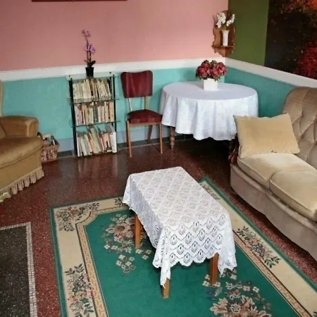 بيت للعطل House Les Tendres Terres *